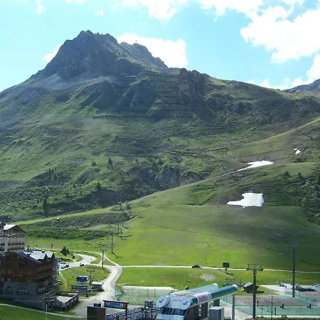 Proche Commerces Et Pistes - Lumineux Avec Balcon - 2 Pieces Pour 6 Personnes - Fr-1-502-503 * Tignes